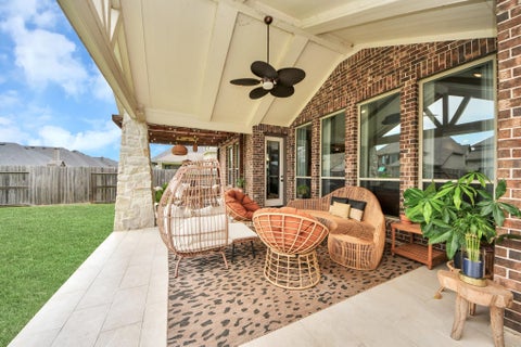 Tiny photo for 8803 Autumn Pine Drive, Missouri City, TX 77459 (MLS # 84136075)