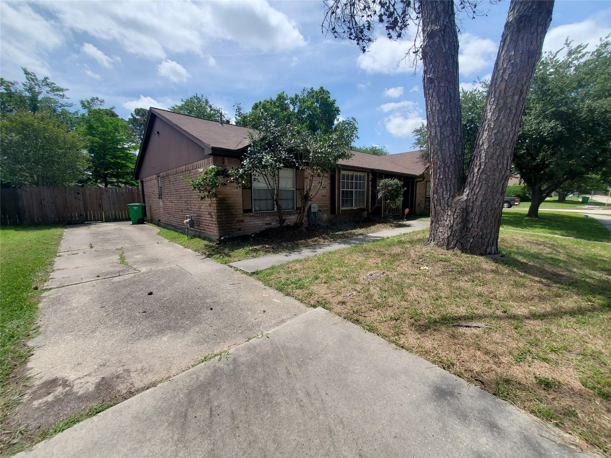 2306 Spring Dusk Lane
