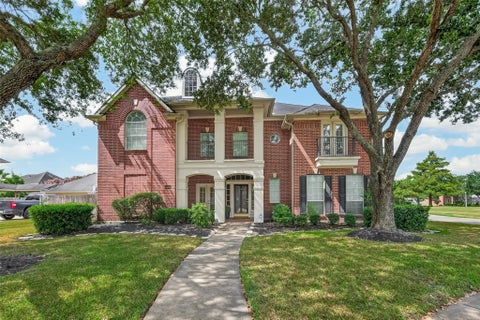 Homes For Sale - 4343 Millers Creek Court<br/> Richmond, TX 77406