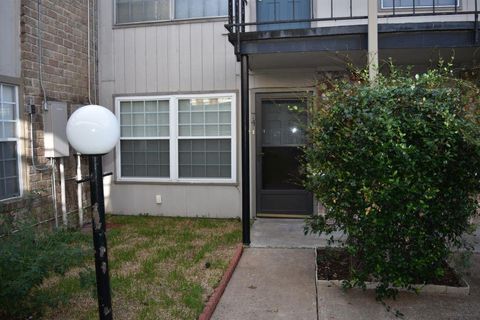 Photo of 5550 N Braeswood Boulevard #74, Houston, TX 77096 (MLS # 39626567)