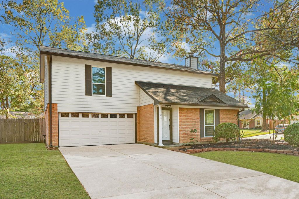 Photo of 3802 Loft Forest Court Ct, Kingwood, TX 77339 (MLS # 98685962)