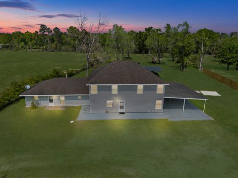 Photo of 16511 Edgefield Lane, Conroe, TX 77302 (MLS # 11826210)