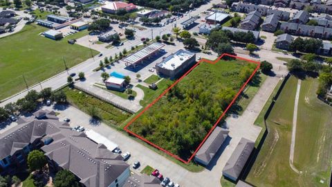 Photo of 3340 W Little York Road, Houston, TX 77091 (MLS # 25399991)