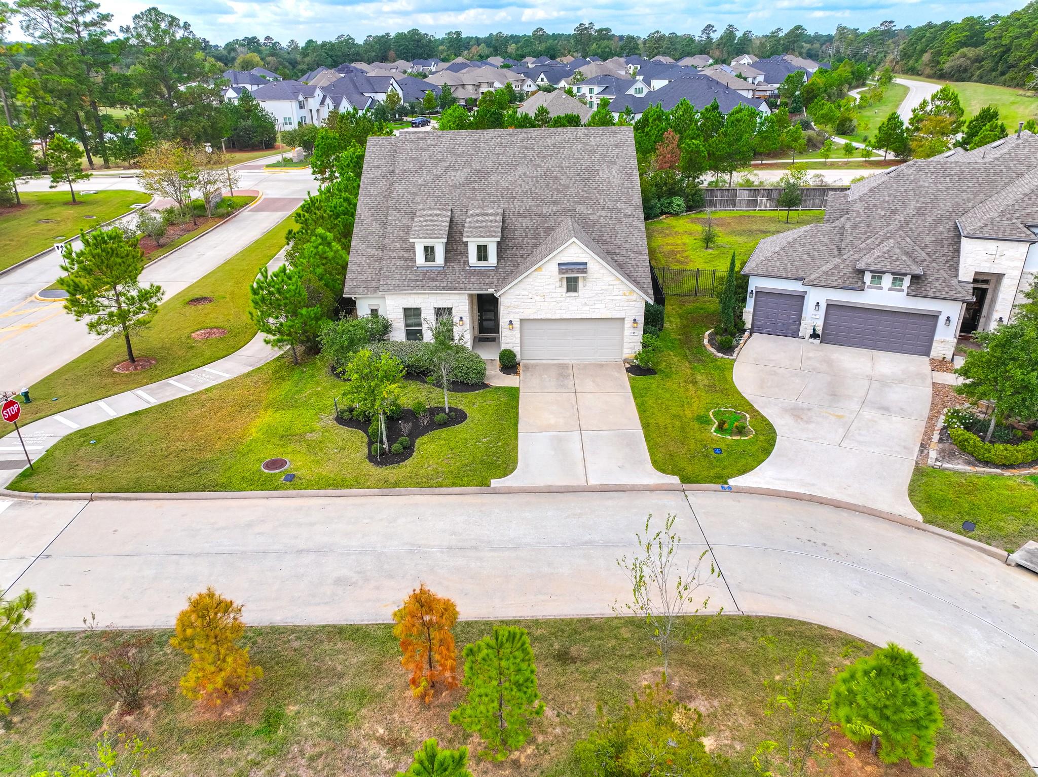 10 Fringetree Bark Court