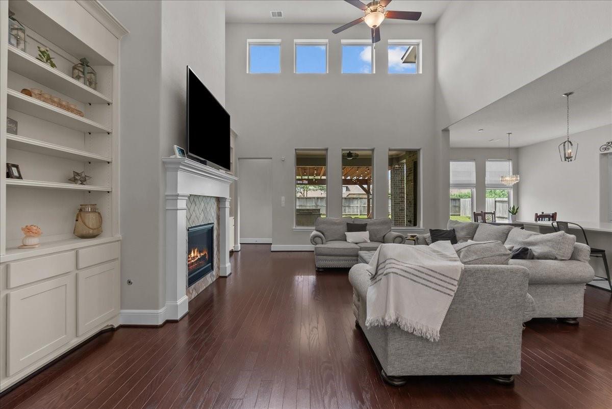 1704 Waterlilly River Lane