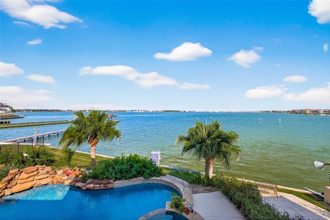 2242 Marina Way League City TX 77565