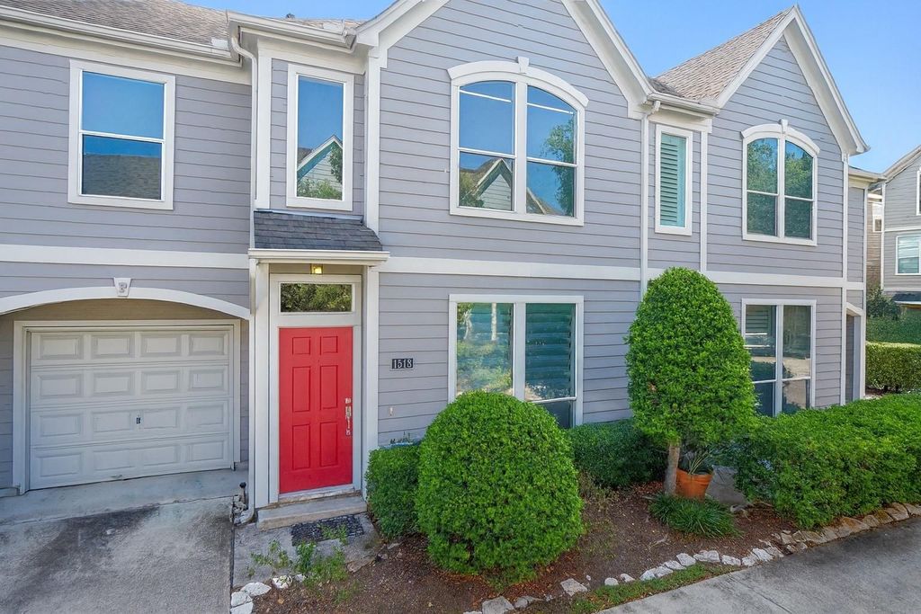 Photo of 1518 Sutton Street, Houston, TX 77006 (MLS # 20120516)