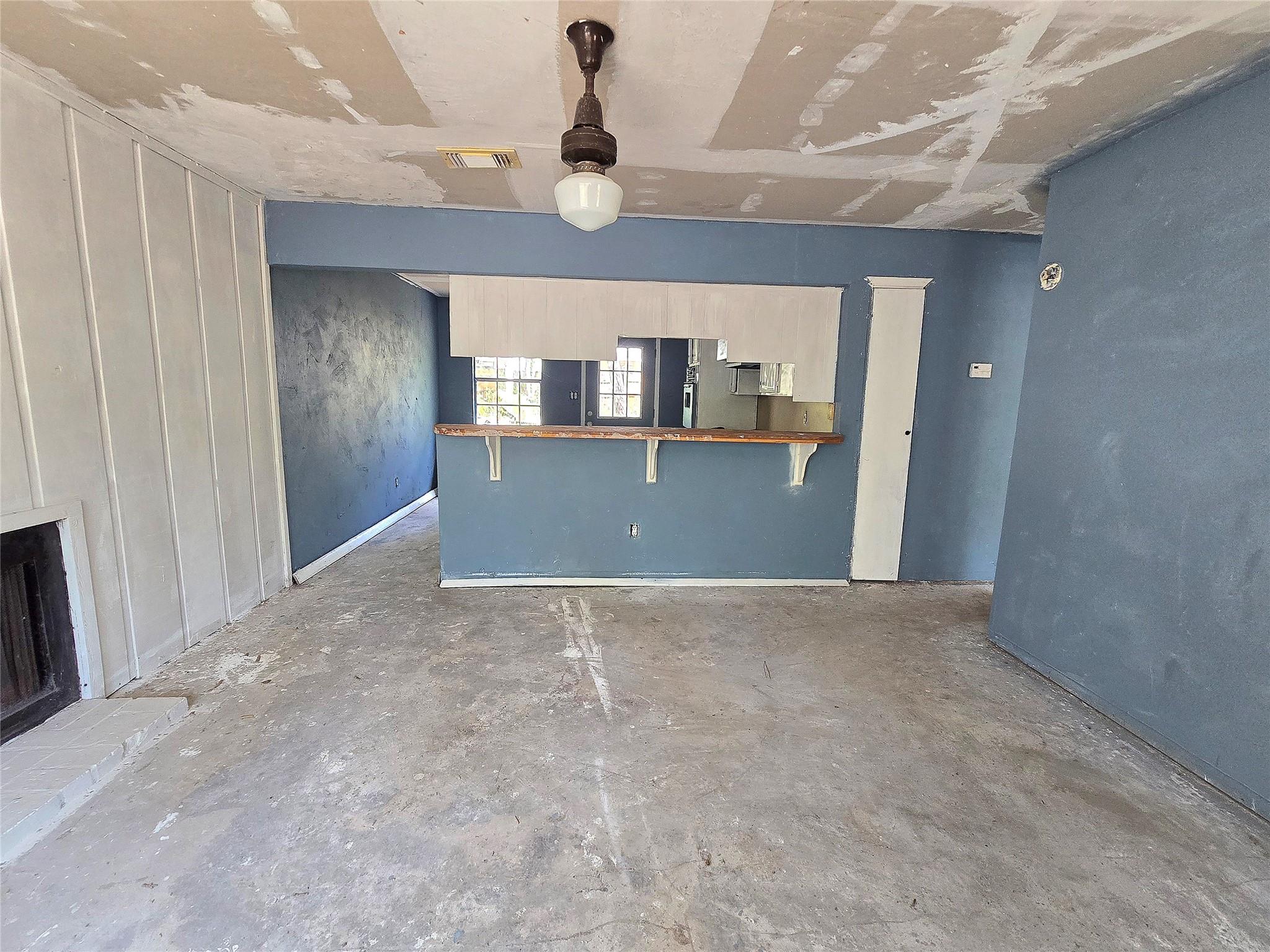 28636 Rantoul Court