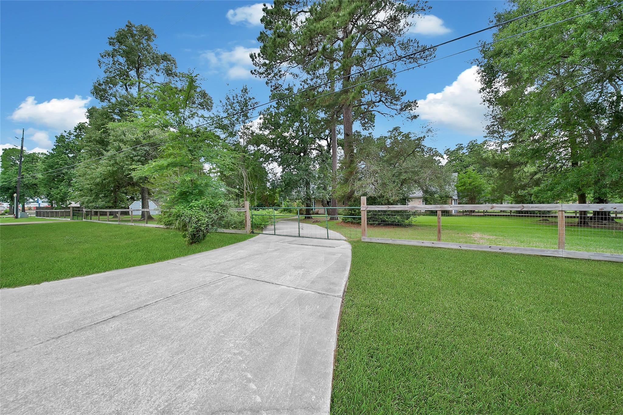 30731 N Cripple Creek Drive