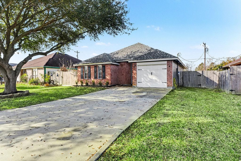 Photo of 2705 Clara Lane, Texas City, TX 77590 (MLS # 14827193)