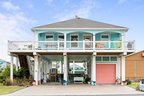 Photo of 943 Palm Ridge Drive, Crystal Beach, TX 77650 (MLS # 19954688)