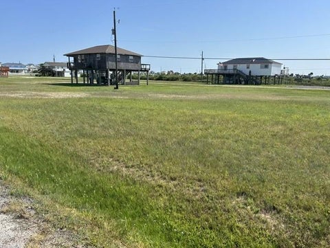 Photo of 335 6th, Galveston, TX 77554 (MLS # 31414816)