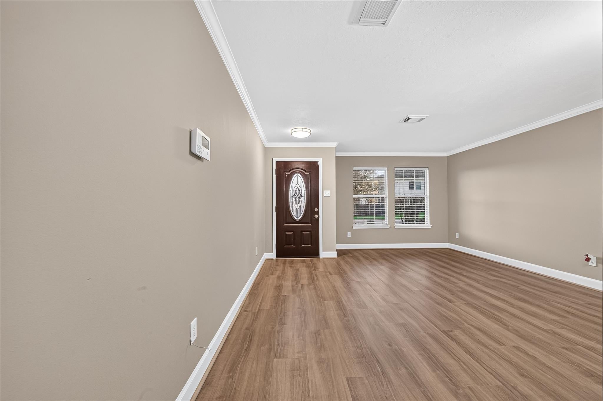 9015 Grand Villa Lane