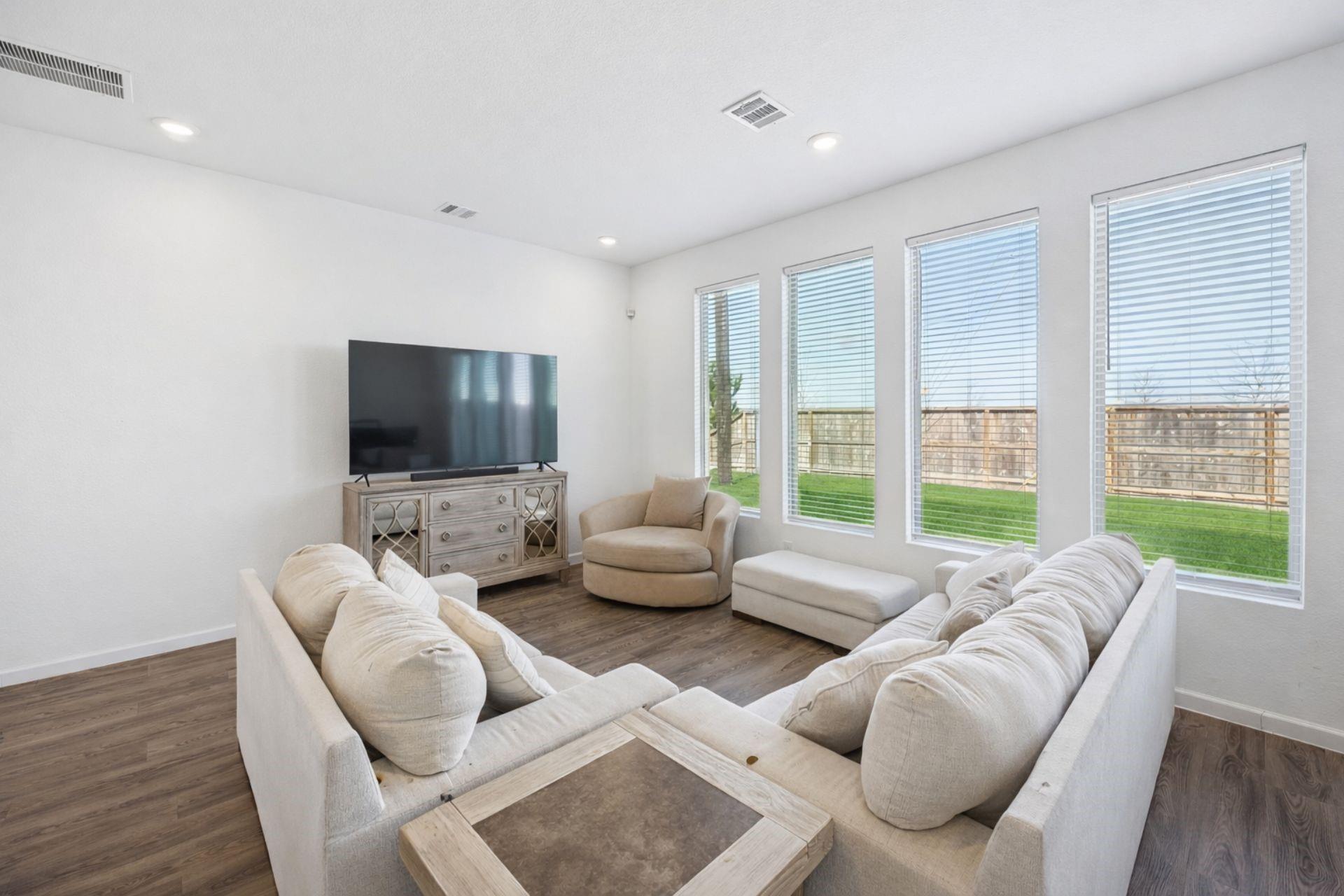 5403 Holly Haven Court