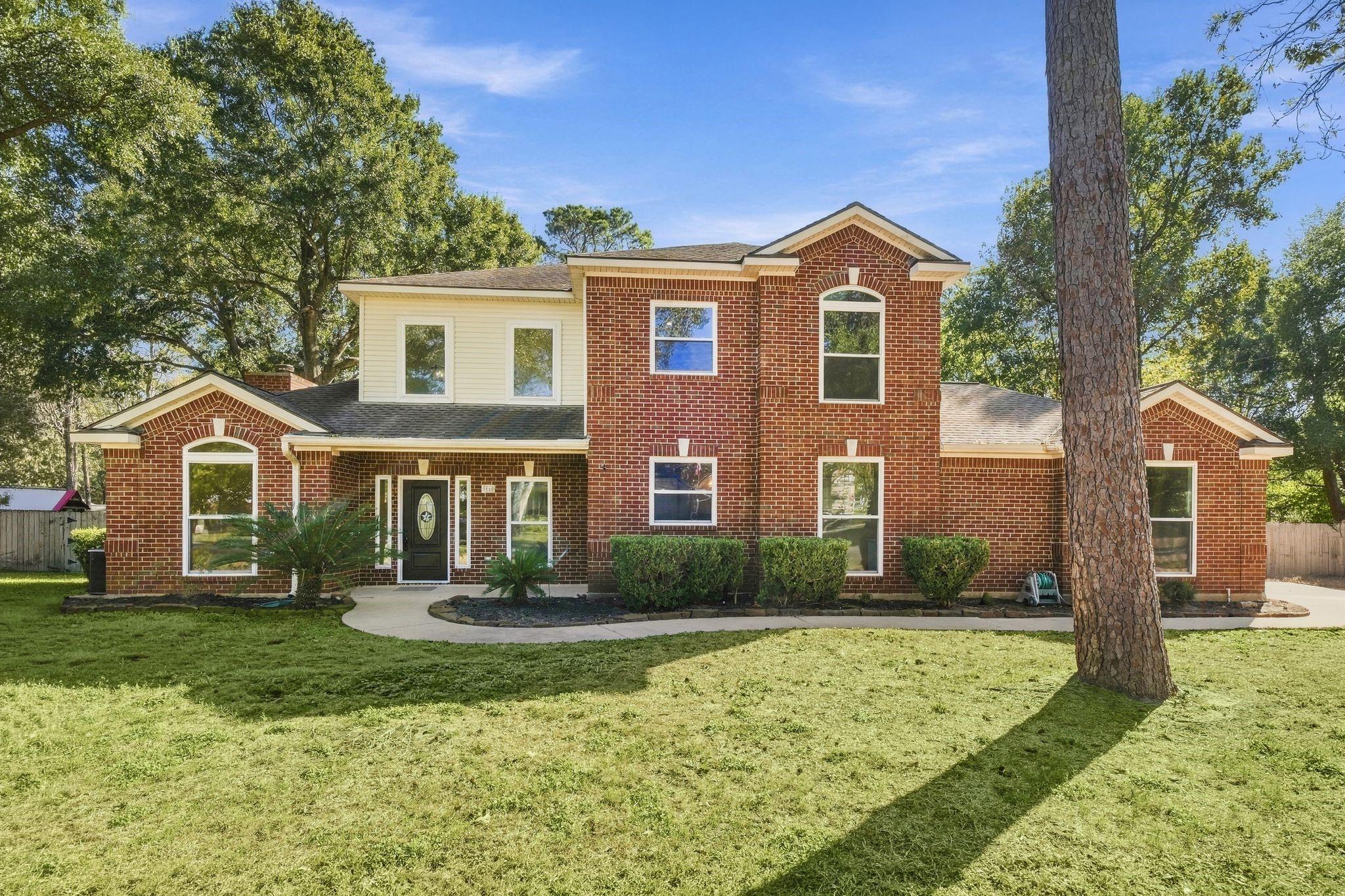 1065 Heritage Lane