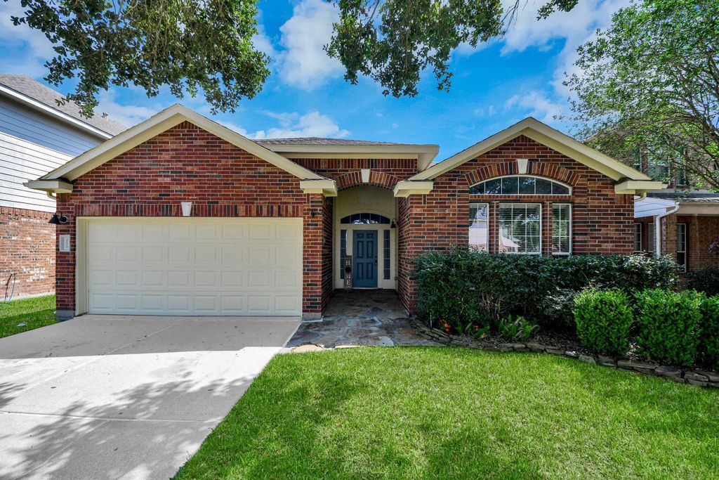 Photo of 2439 Marquette Trail, Katy, TX 77494 (MLS # 21949895)