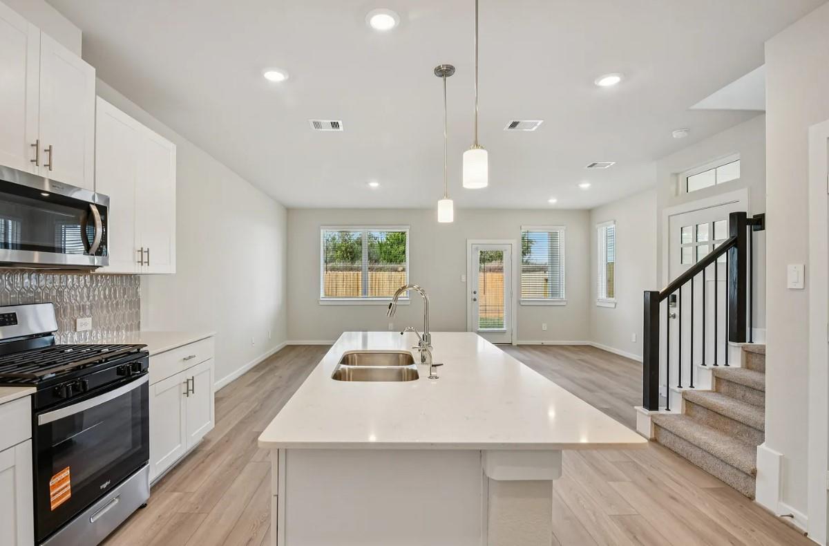 2203 Boardwalk Lane