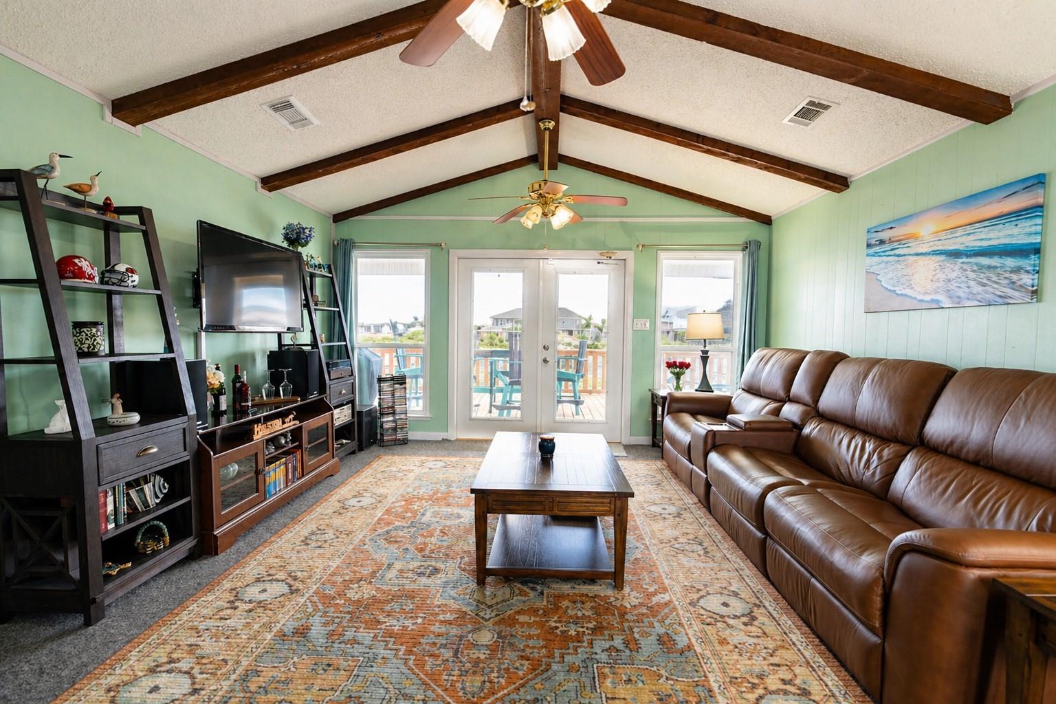 1319 Maui Drive