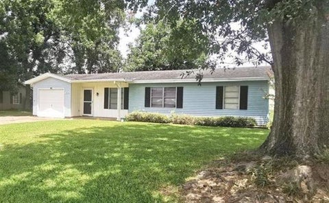 Photo of 2524 Central Boulevard, Nederland, TX 77627 (MLS # 67947522)