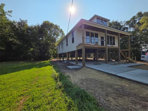 165 Thurman Avenue Bridge City TX 77611