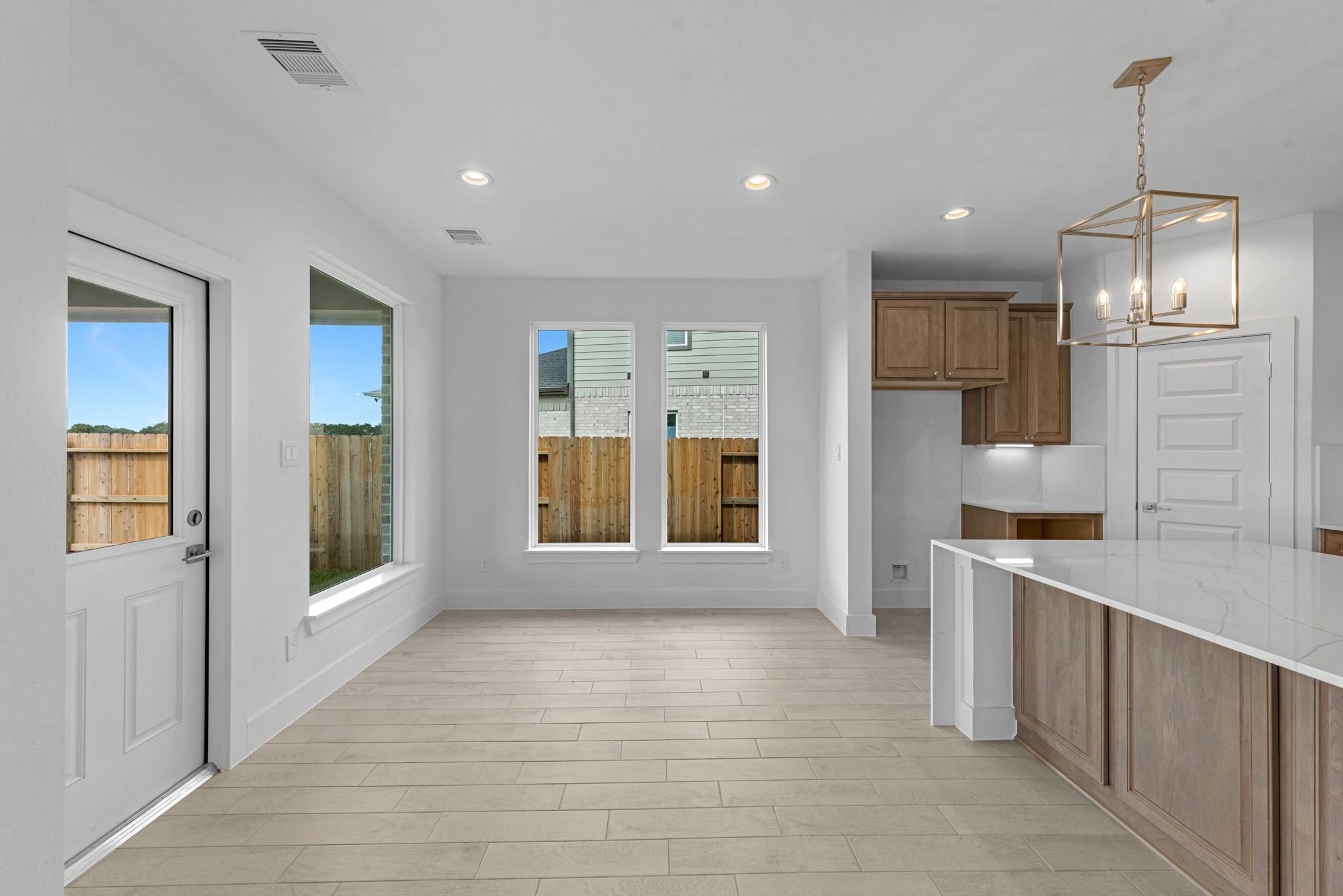 3406 Everglade Lane