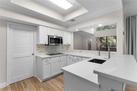 Photo of 336 Litchfield Lane, Houston, TX 77024 (MLS # 80597638)