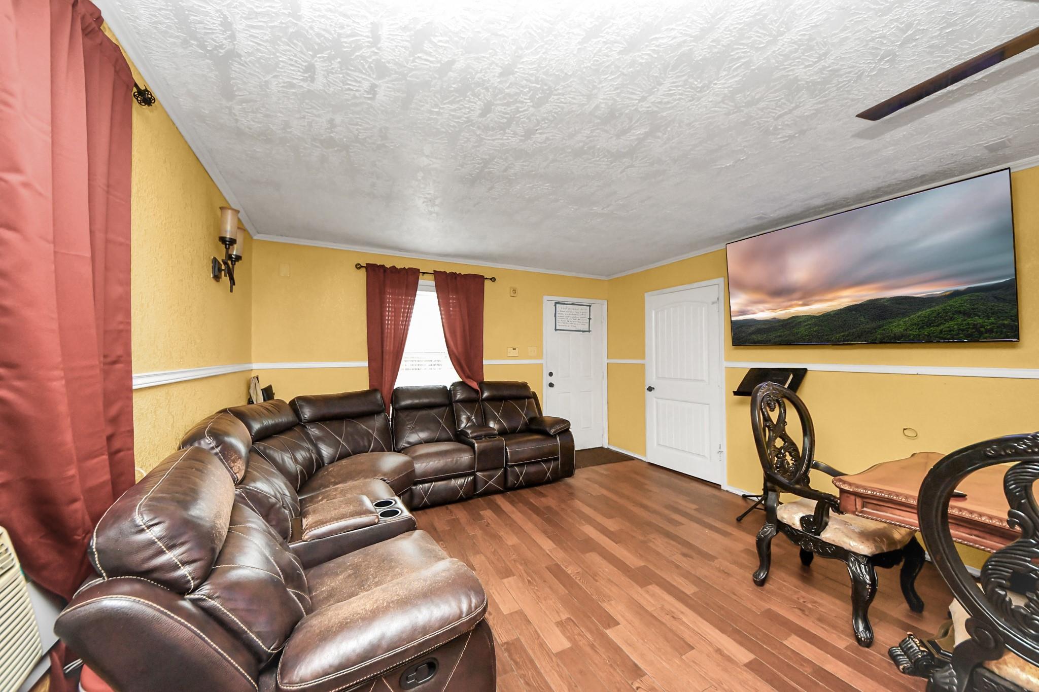 1040 County Road 5007