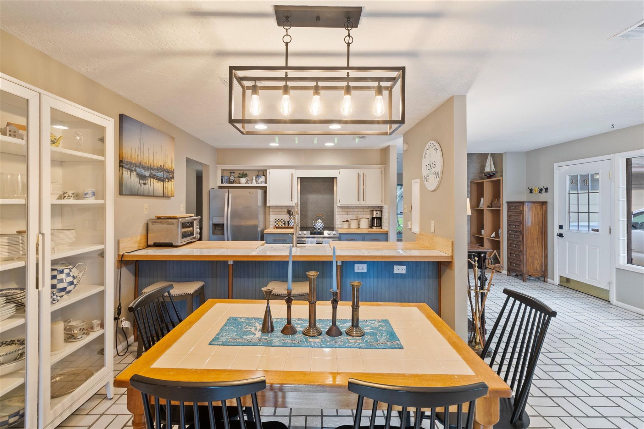 2229 Broadlawn Drive