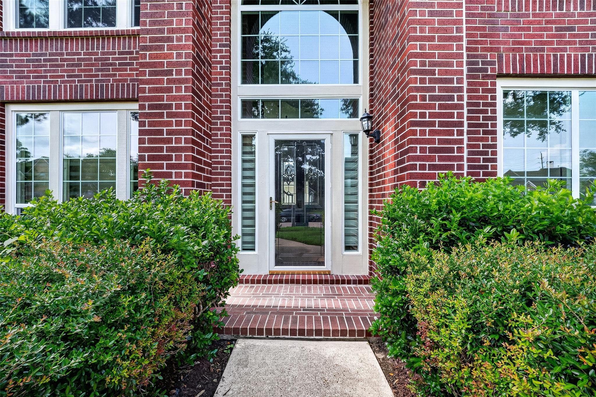 3023 Brookview Drive