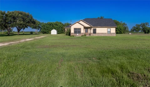 Photo of 206 Whitewing Trail, El Campo, TX 77437 (MLS # 71792231)