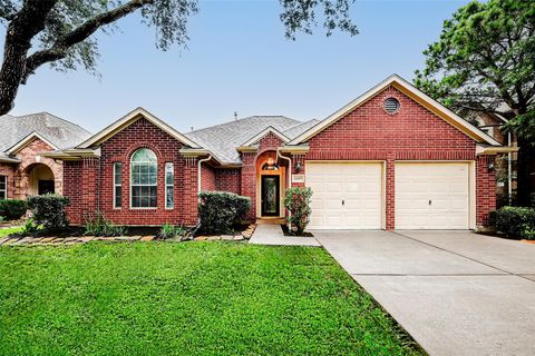 Homes For Sale - 24819 Trail Stone Court<br/> Fort Bend County, Katy, TX 77494