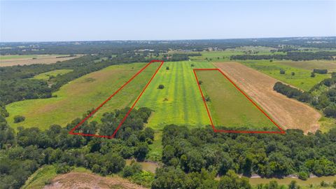 Photo of 0 Devault Lane, Brenham, TX 77833 (MLS # 60965353) Photo of 0 Devault Lane, Brenham, TX 77833 (MLS # 60965353)