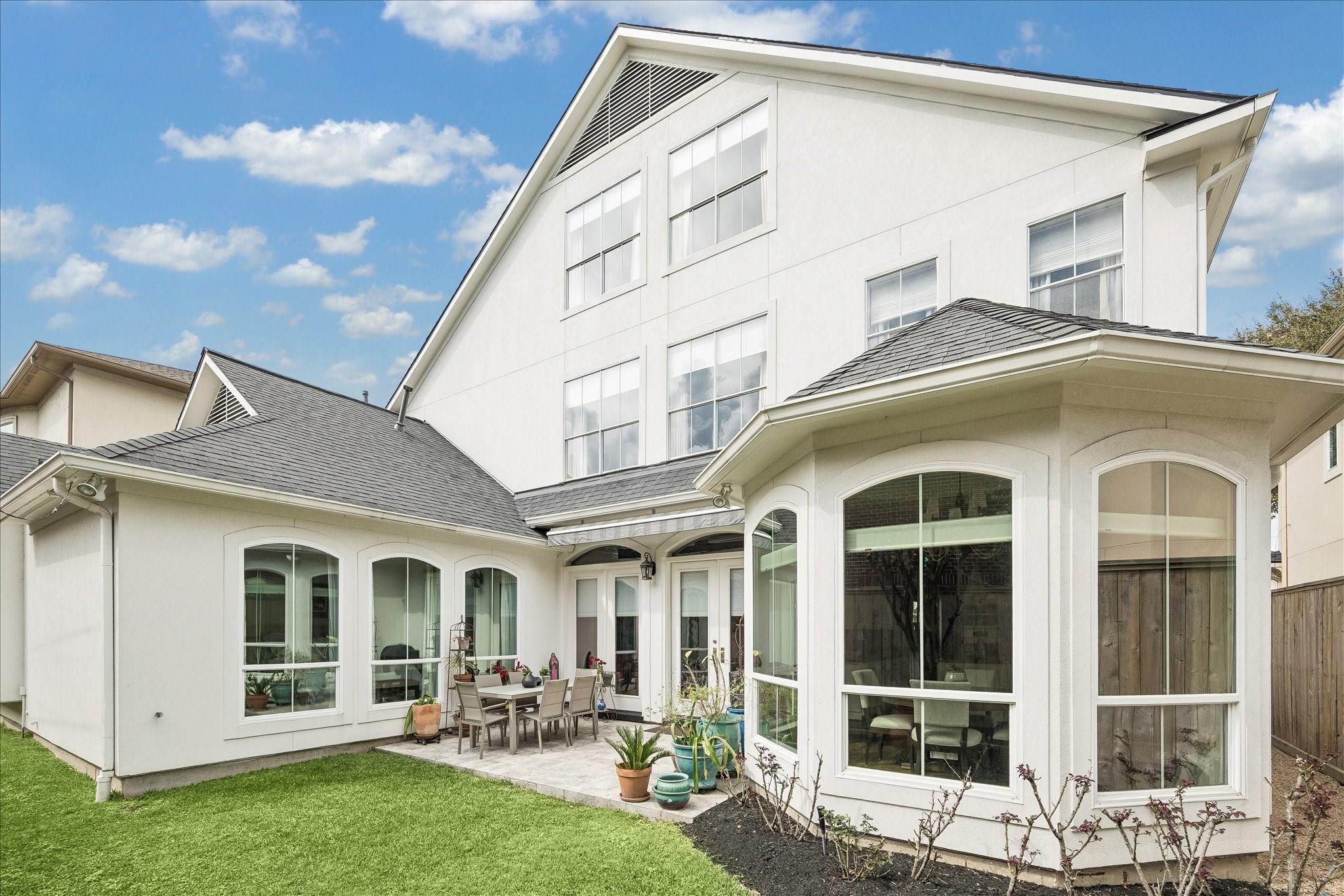 4809 Evergreen Street