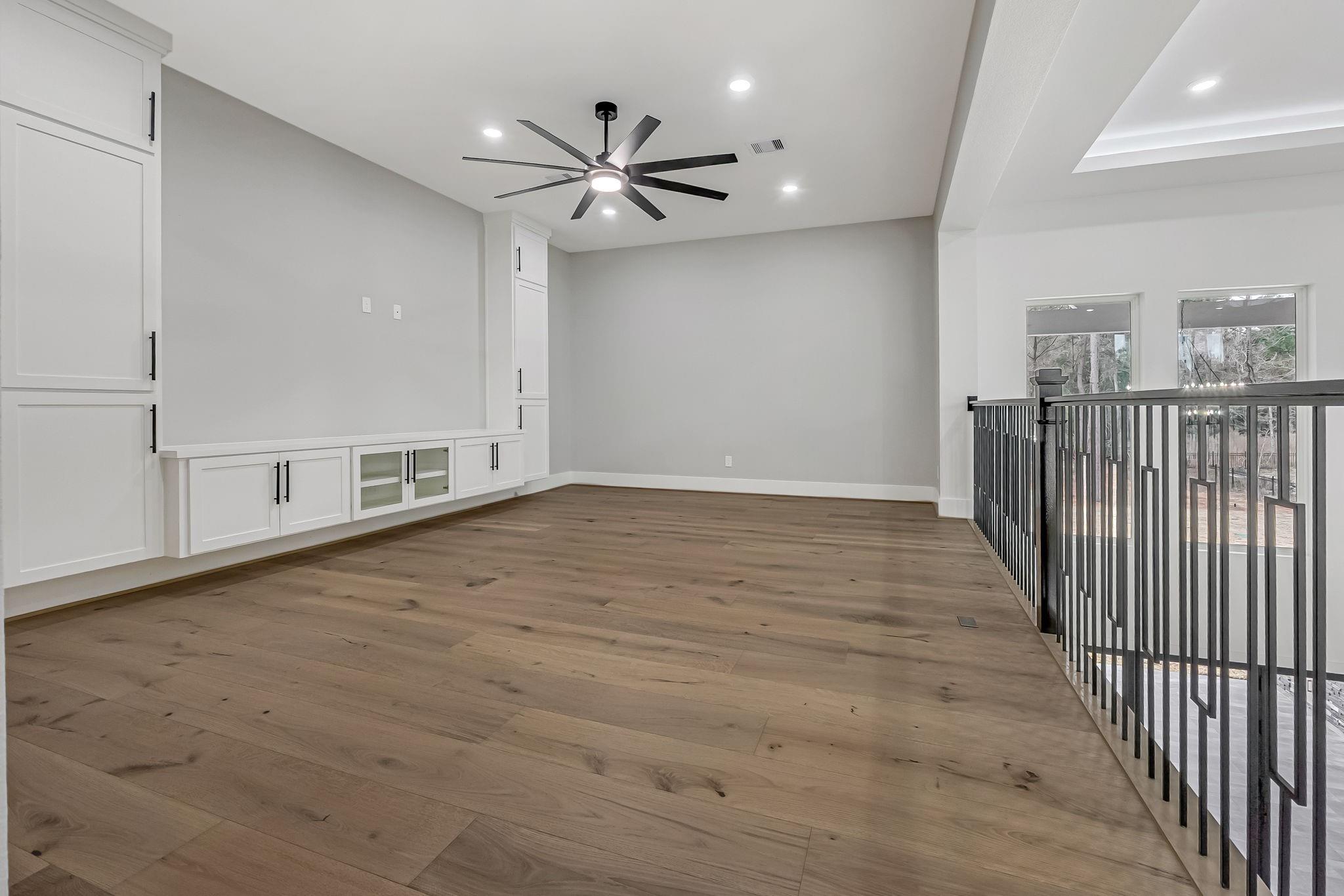 Montgomery, Texas, 77316, United States, 5 Bedrooms Bedrooms, ,6 BathroomsBathrooms,Residential,Active,2015434
