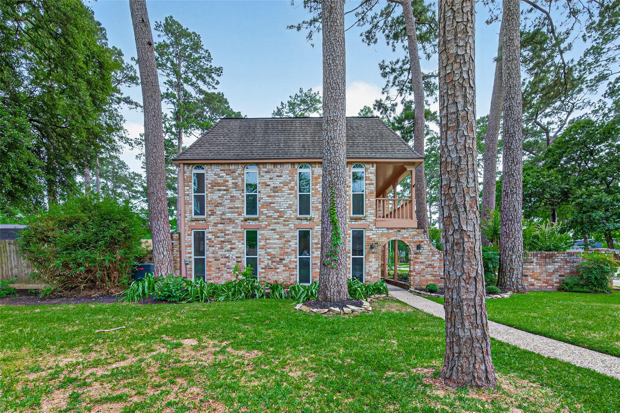 6511 Bayonne Drive