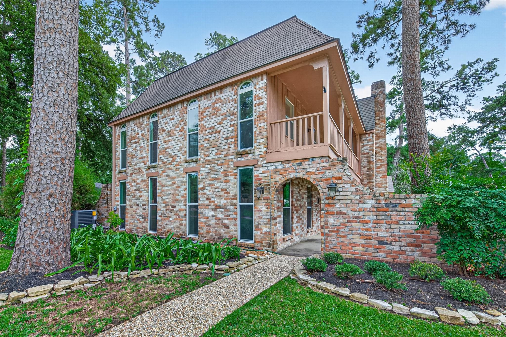 6511 Bayonne Drive