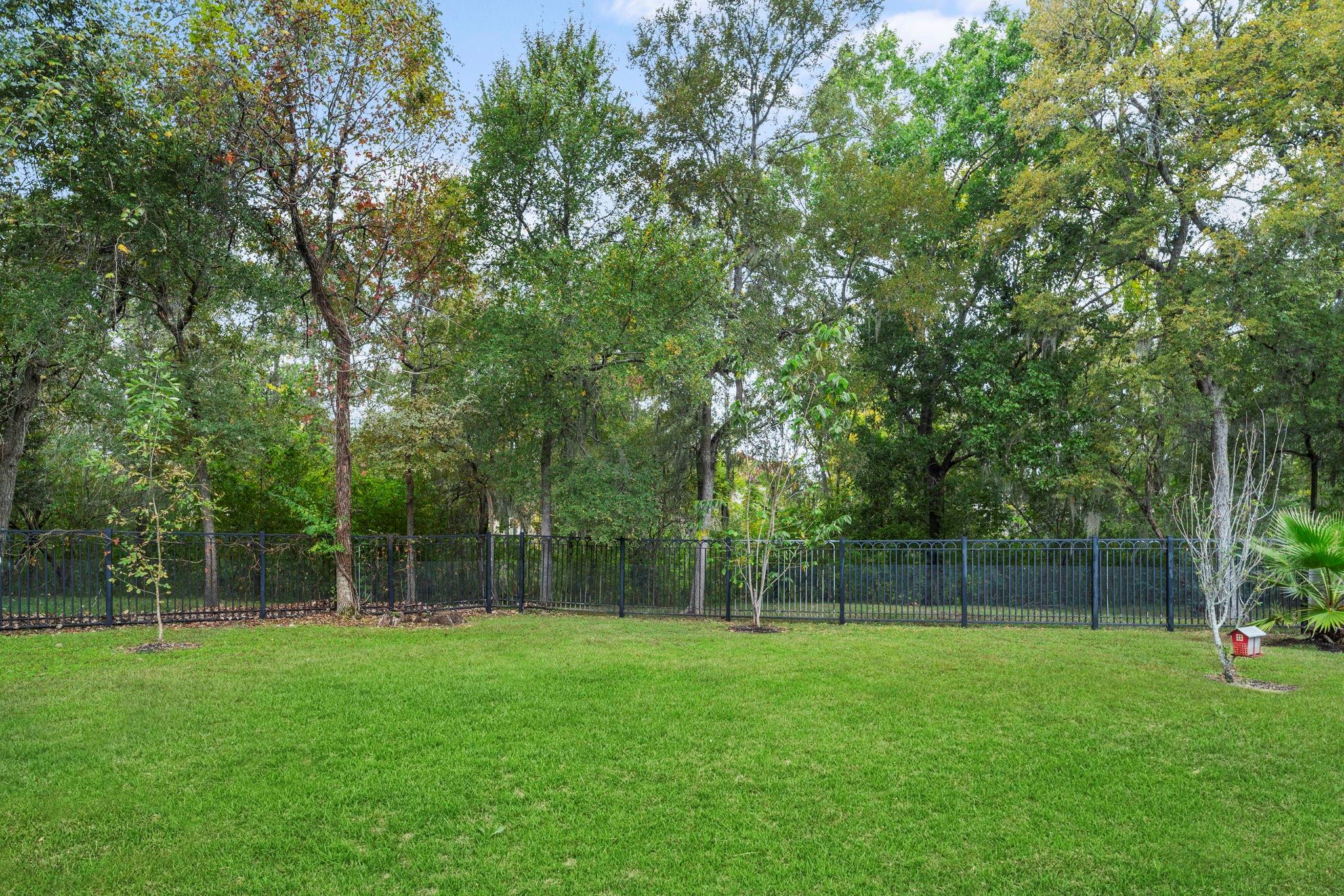5515 Mangrove Creek Lane