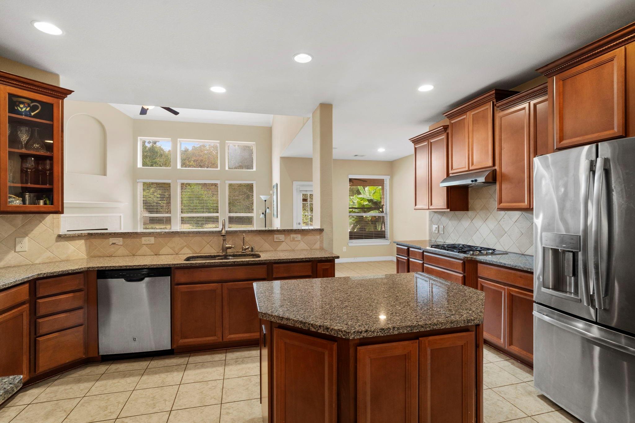 5515 Mangrove Creek Lane