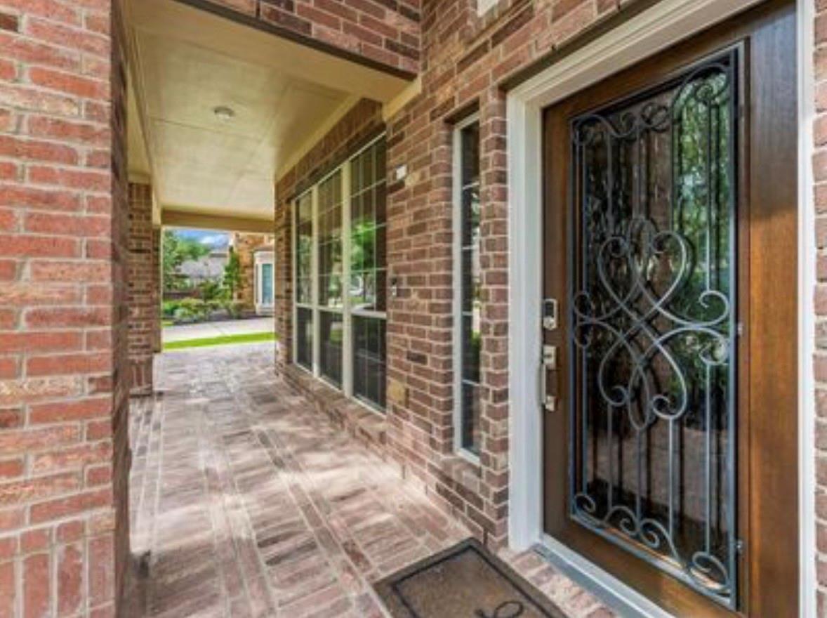 5923 Dillon Creek Lane