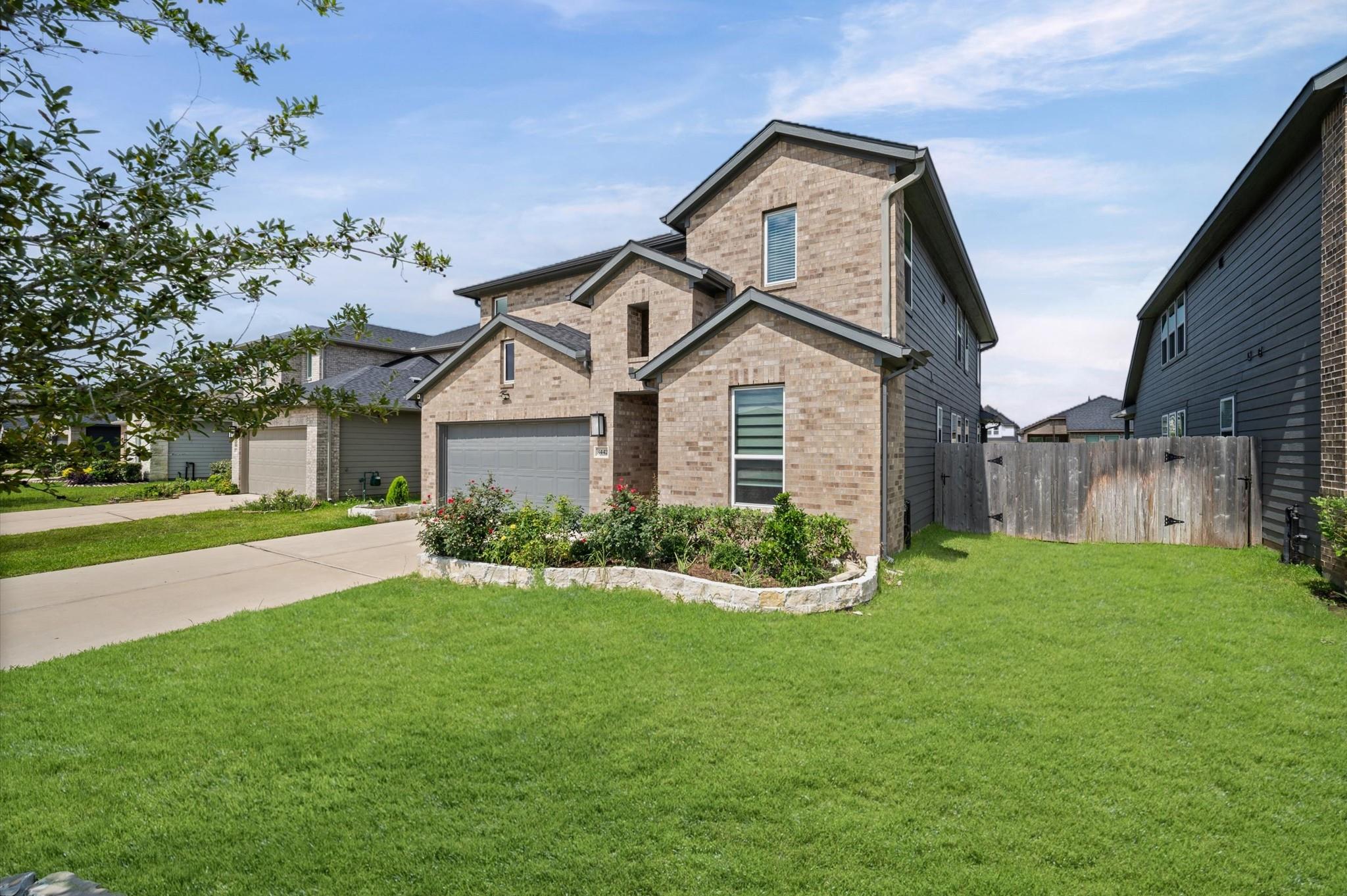 8442 Harrington Grove Trail