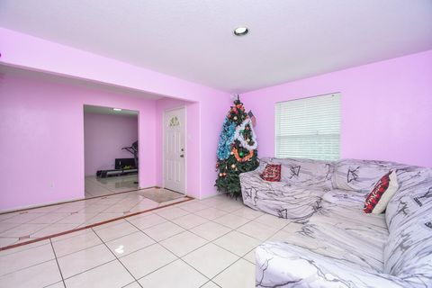 Tiny photo for 7926 Westington Lane, Houston, TX 77040 (MLS # 82691535)