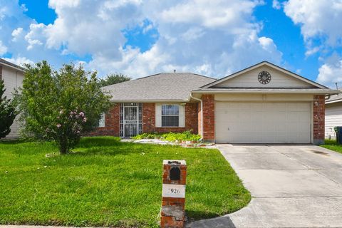 Tiny photo for 7926 Westington Lane, Houston, TX 77040 (MLS # 82691535)