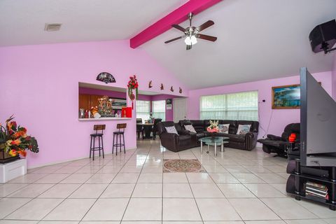 Tiny photo for 7926 Westington Lane, Houston, TX 77040 (MLS # 82691535)