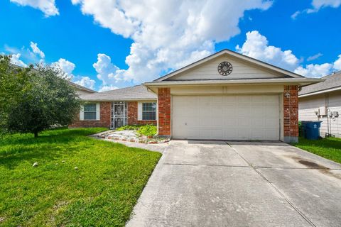 Photo of 7926 Westington Lane, Houston, TX 77040 (MLS # 82691535)