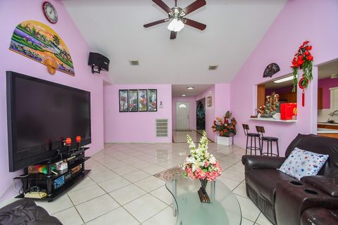 Tiny photo for 7926 Westington Lane, Houston, TX 77040 (MLS # 82691535)