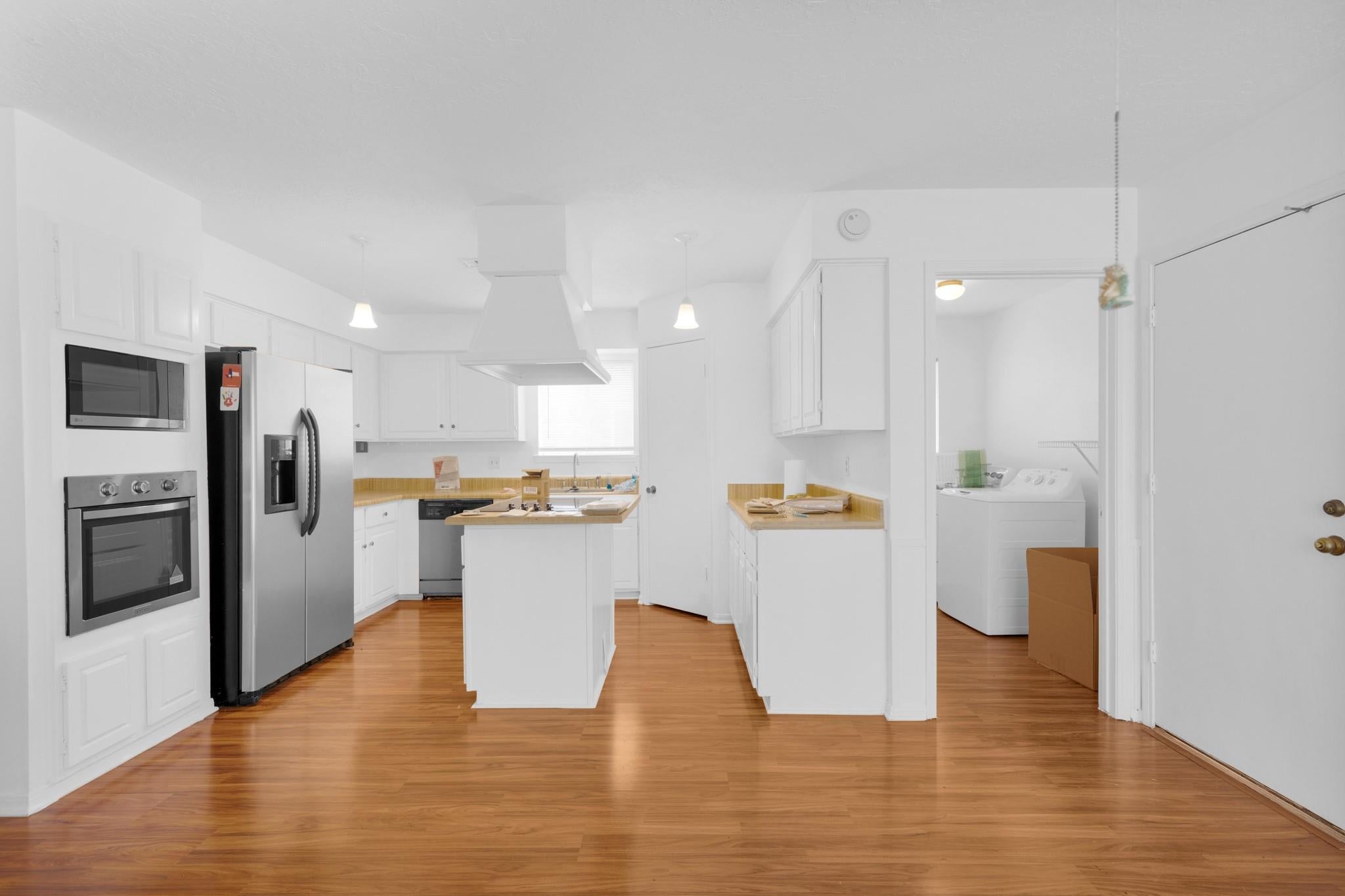 3203 Cherry Creek Drive