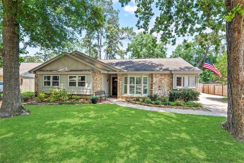 Photo of 14818 Cedar Point Drive, Houston, TX 77070 (MLS # 3476461)