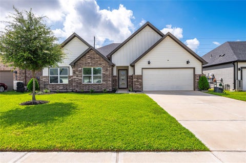 Homes For Sale - 31415 Hadrians Run Road<br/> Fort Bend County, Fulshear, TX 77441