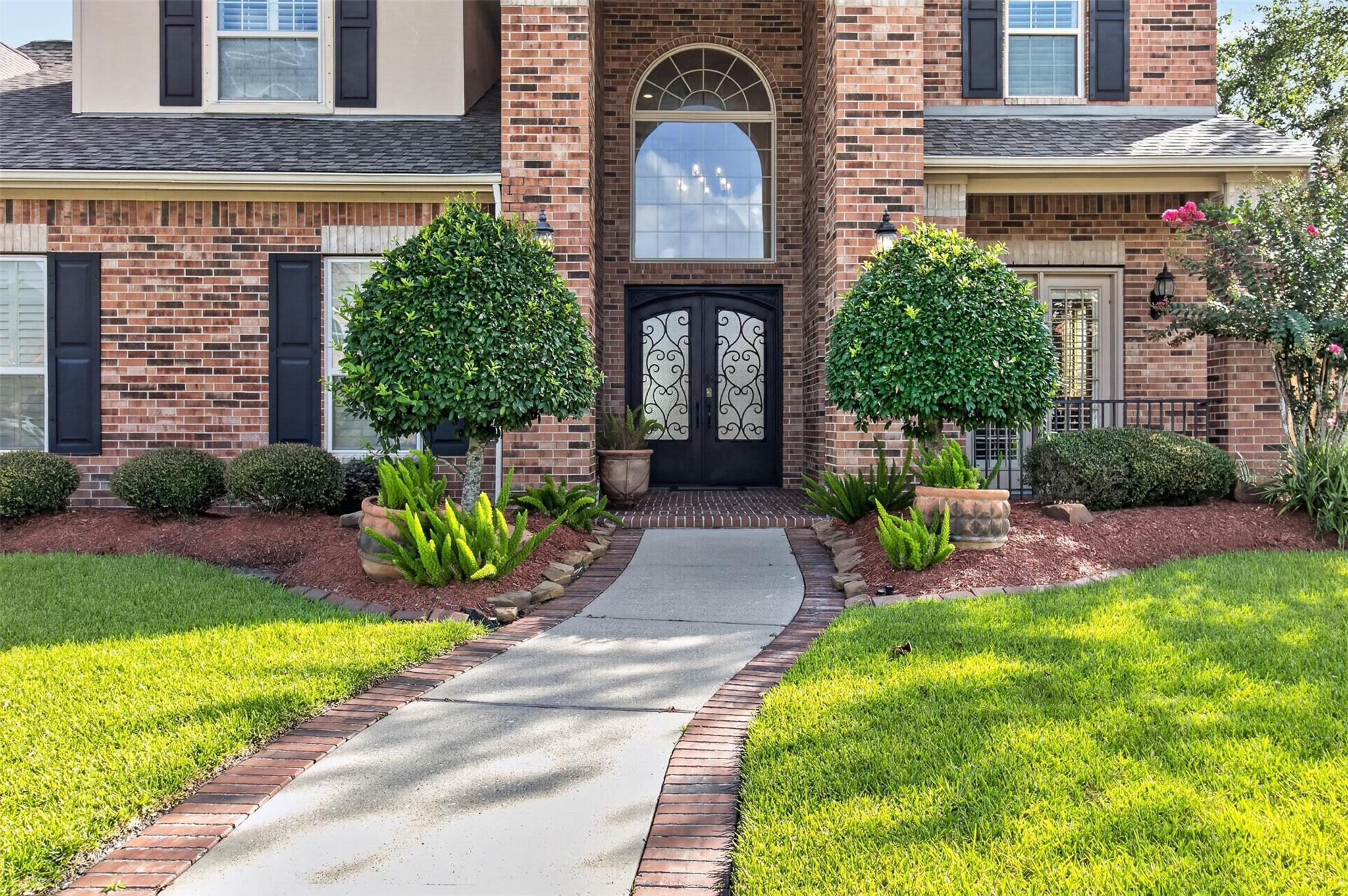 1524 Toluca Drive