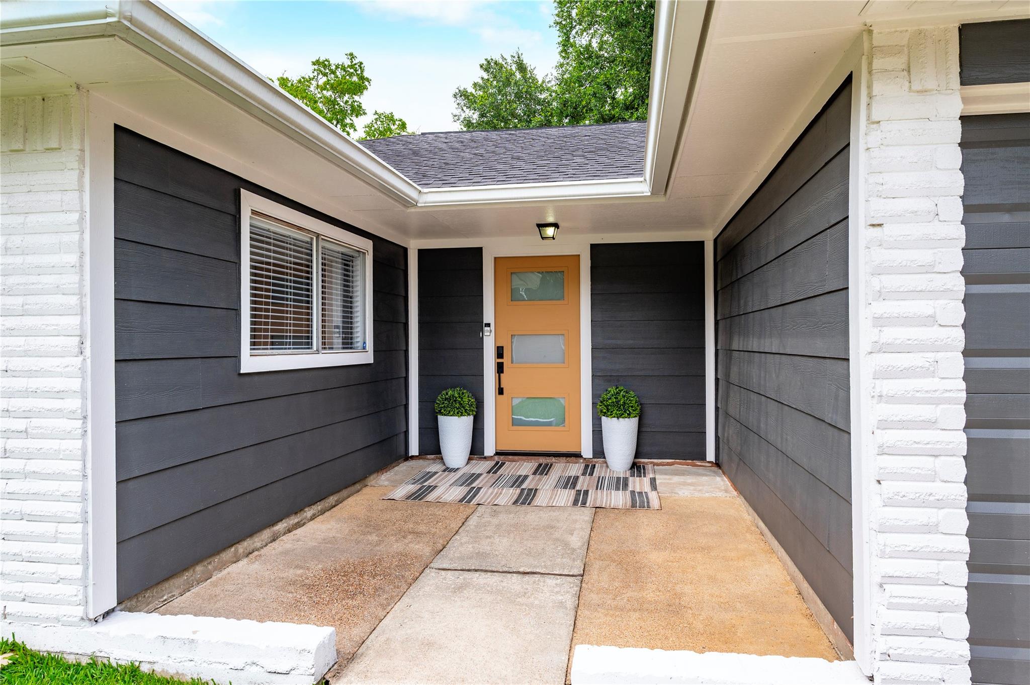 16710 Nina Drive
